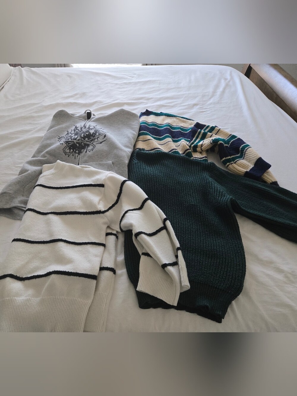 4 Sweater Bundle XL Oversized Unisex